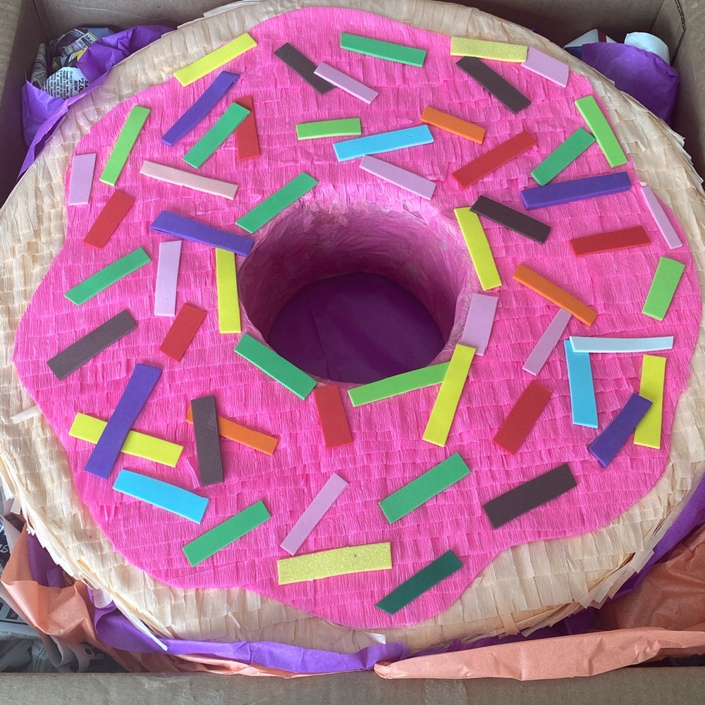 Donut piñata / Donut grow up - Picture 2 of 2